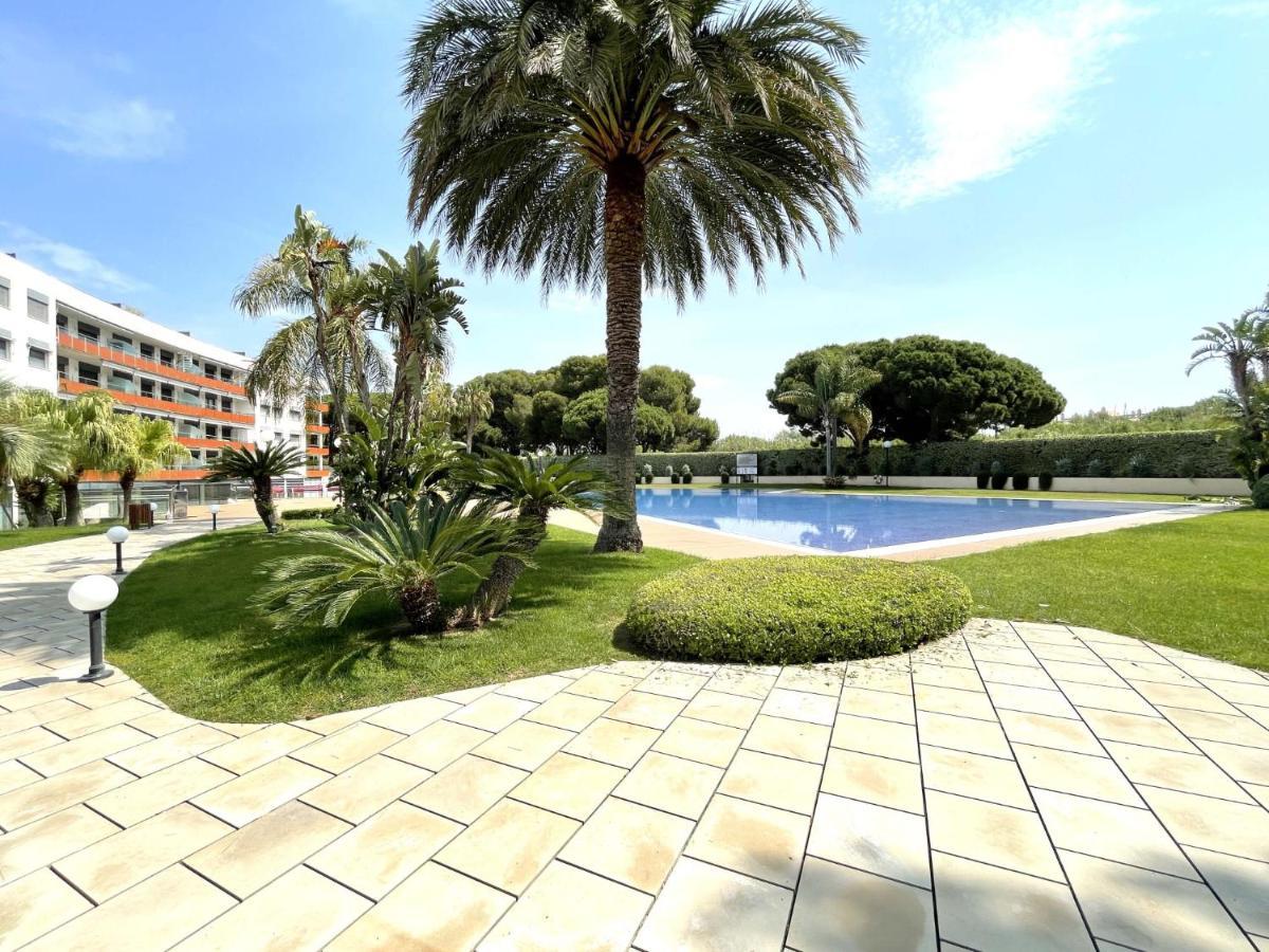 Luxurycambrils Resort&Spa المظهر الخارجي الصورة