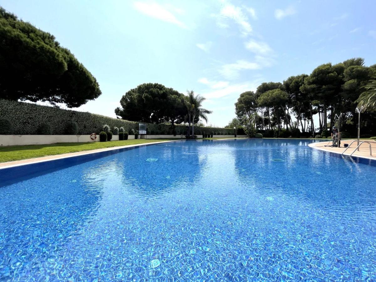 Luxurycambrils Resort&Spa المظهر الخارجي الصورة